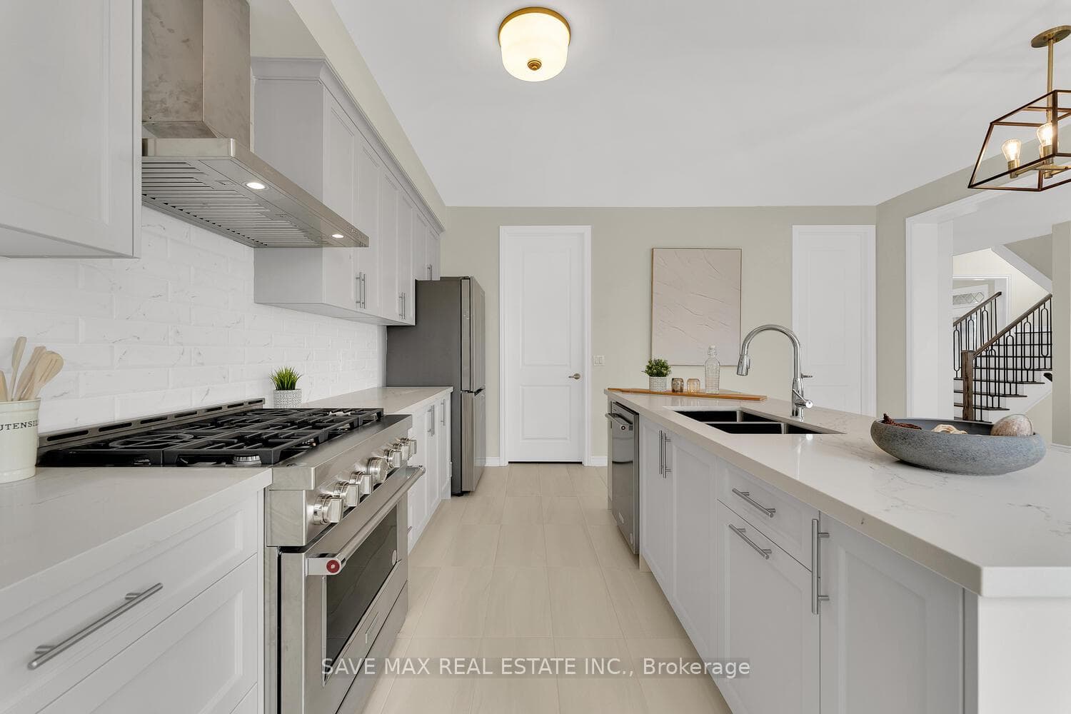 1024 Suddard Avenue photo 17