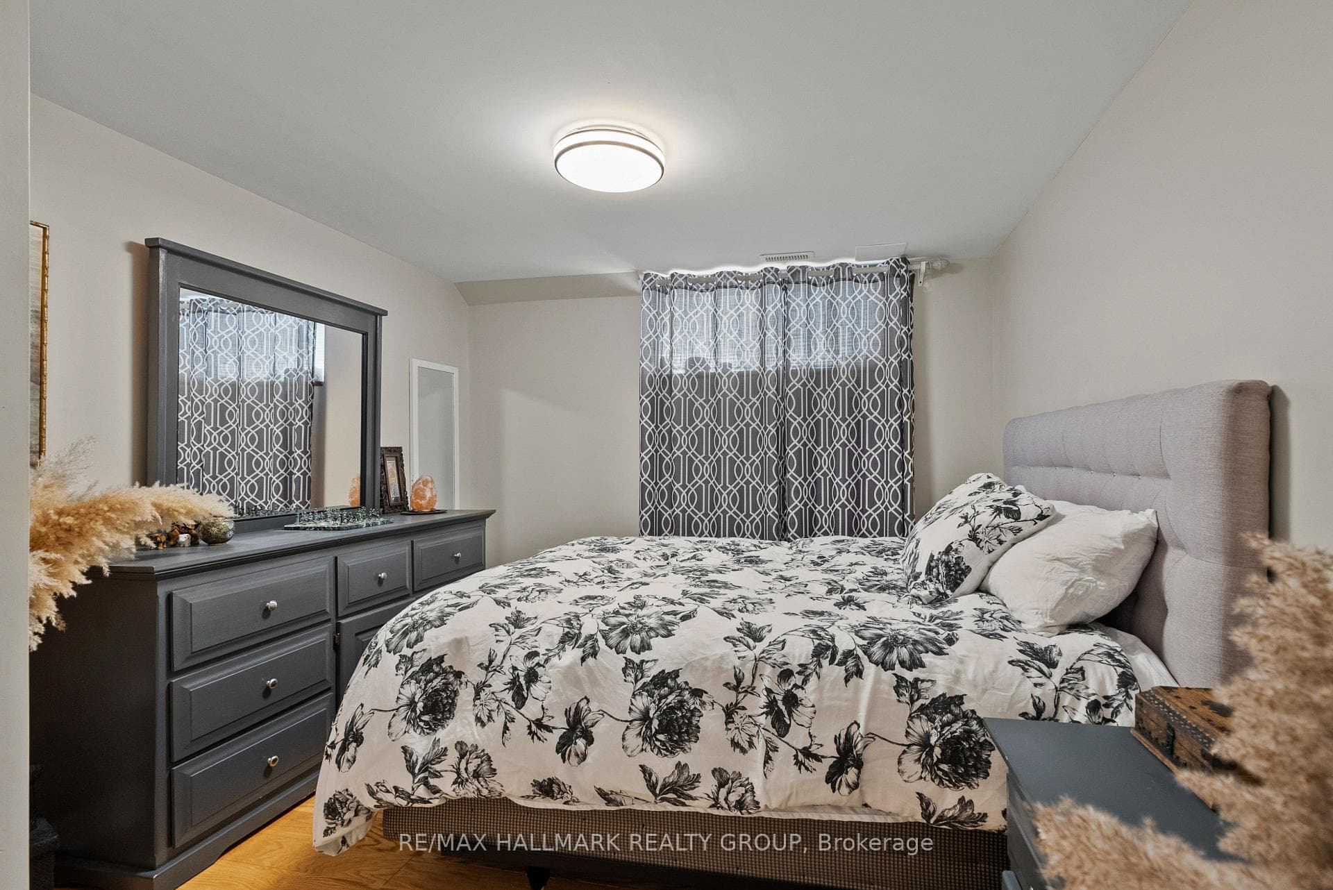 65 Alameda Way photo 32