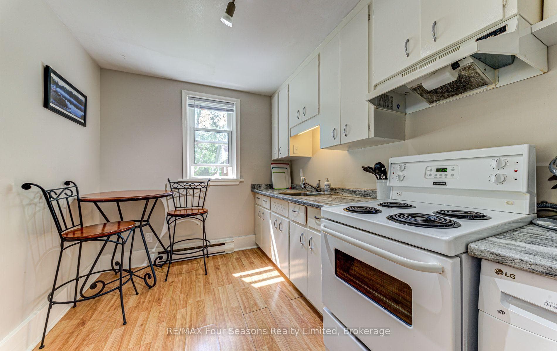 393 Second Street photo 17