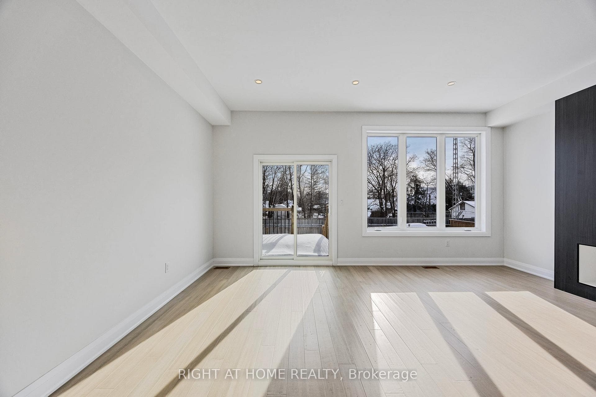 97 Sophia Street photo 7