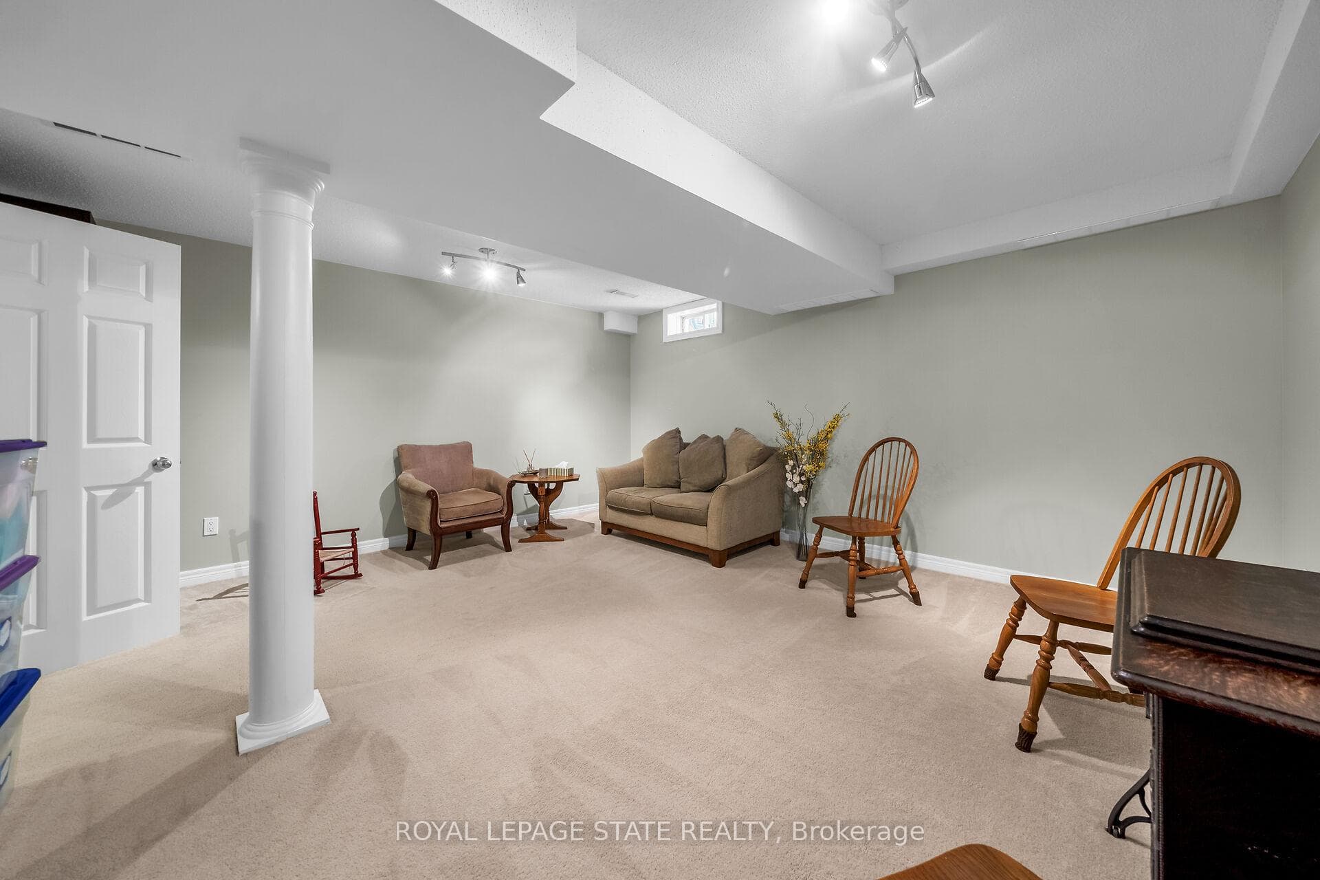 100 Beddoe Drive Unit 79 photo 24