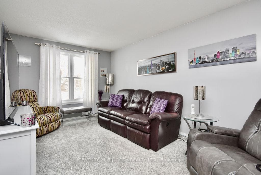 47 D'ambrosio Drive photo 3