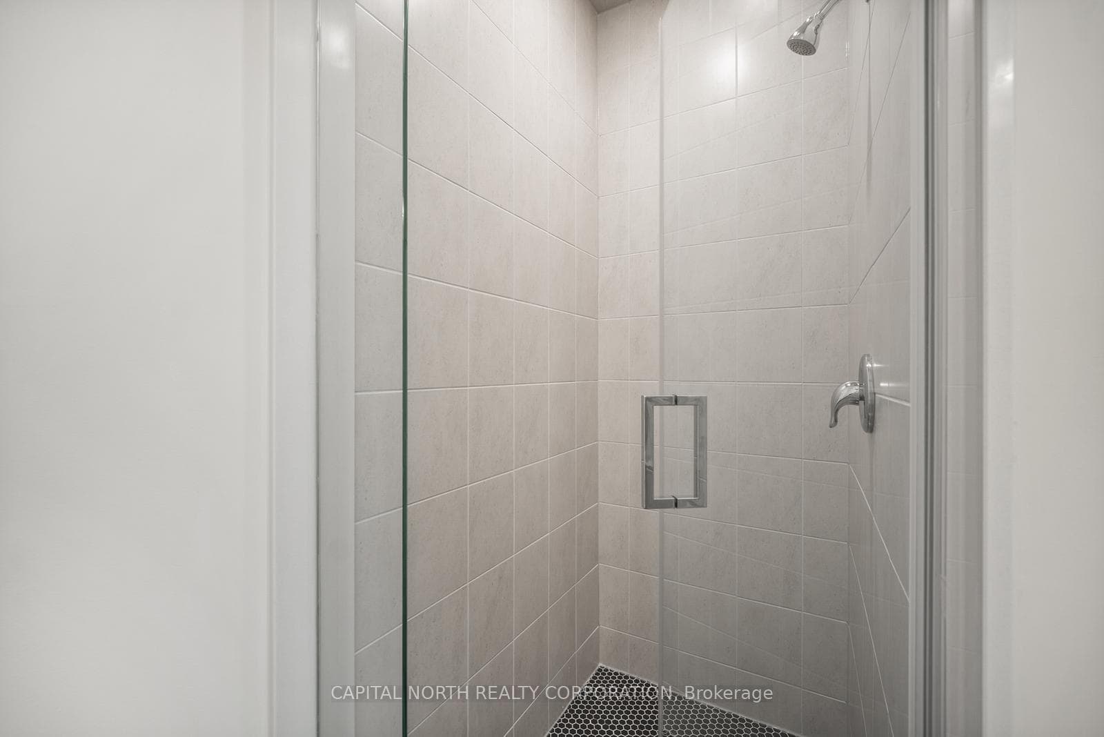 21 Harold Wilson Lane Unit 1 photo 25