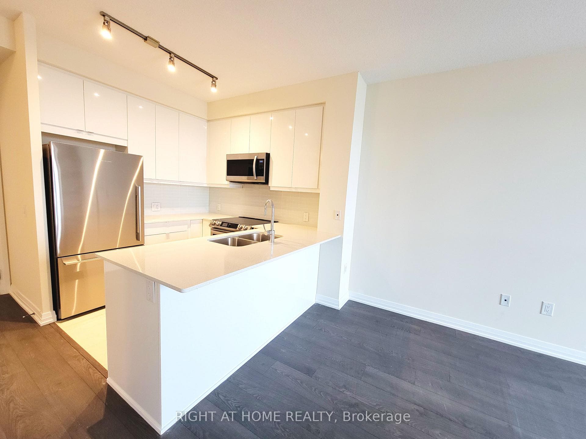 50 Thomas Riley Road Unit 2208 photo 4