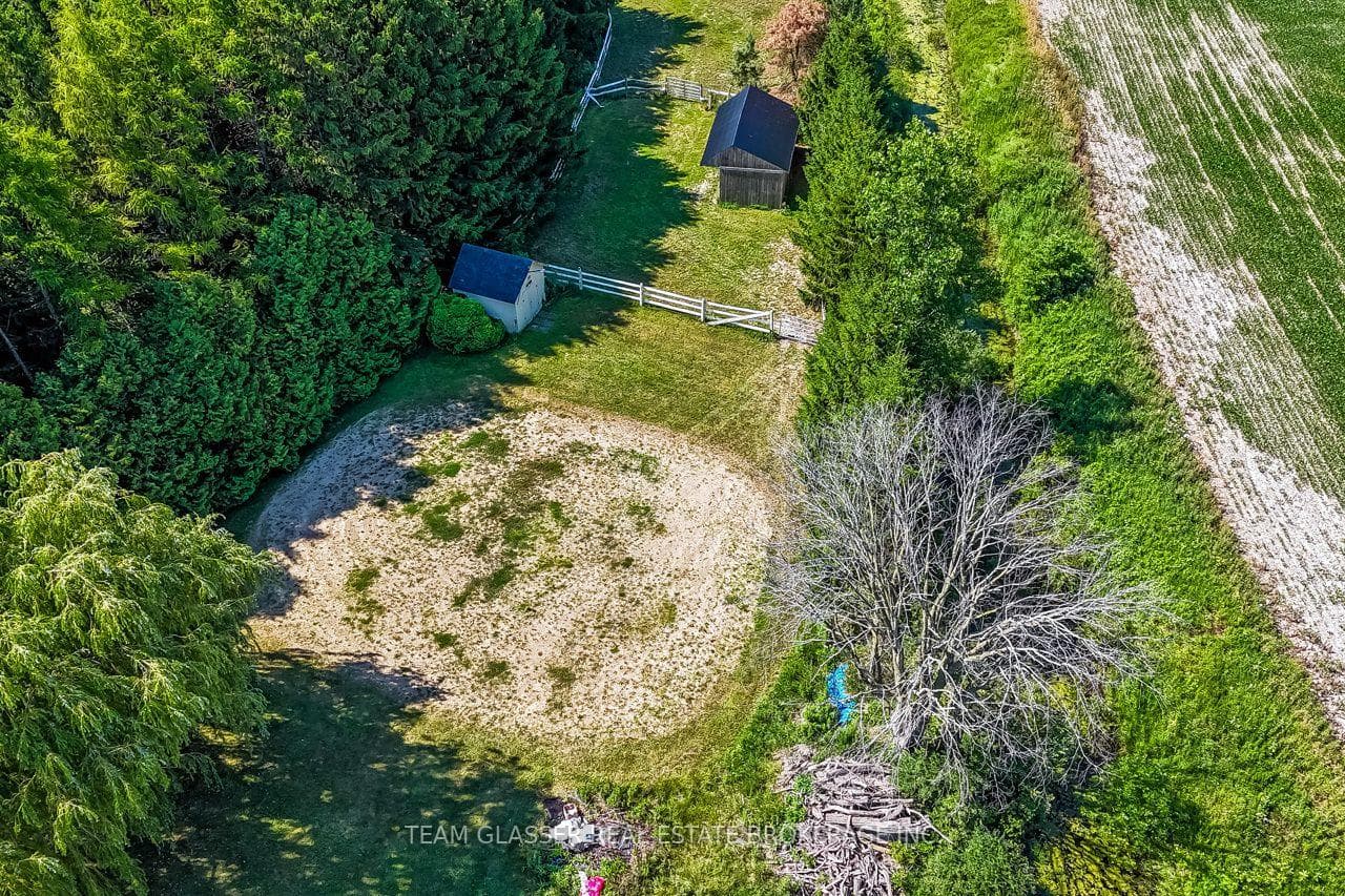 23999 Mayfair Road photo 5