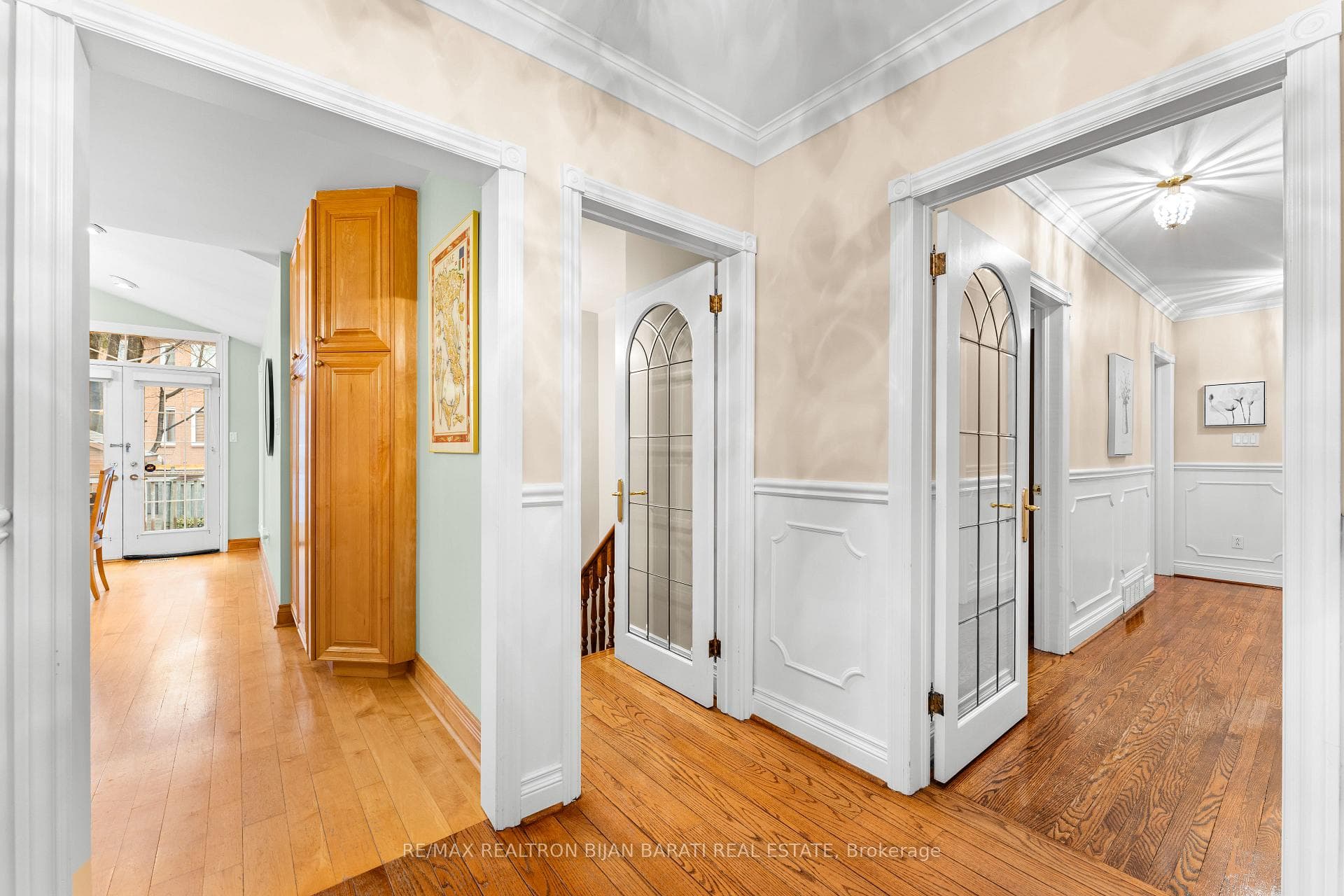 276 Kingsdale Avenue photo 17