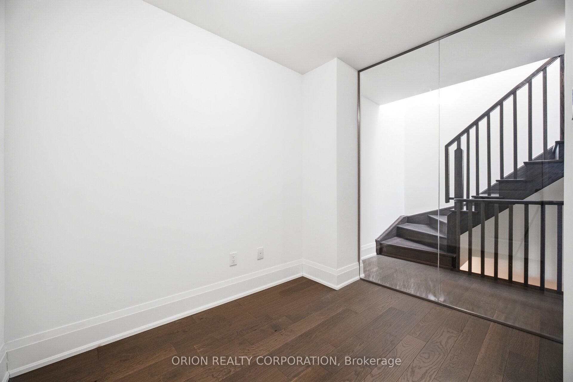 95 Brookfield Road Unit 6 photo 37