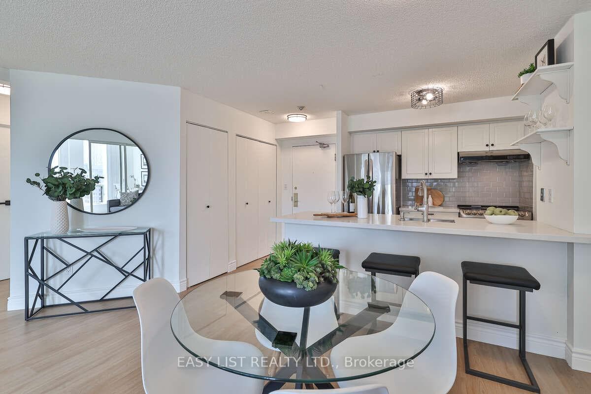 25 Grenville Street Unit 2404 photo 19