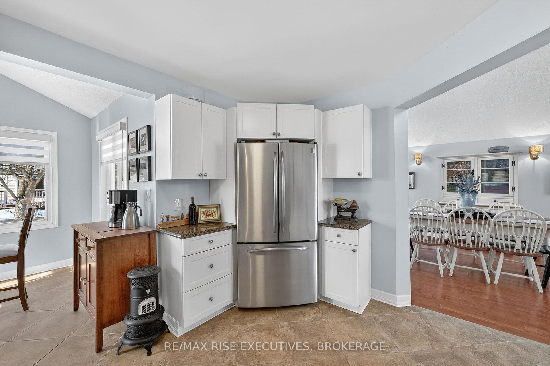 26 Miller Place photo 10