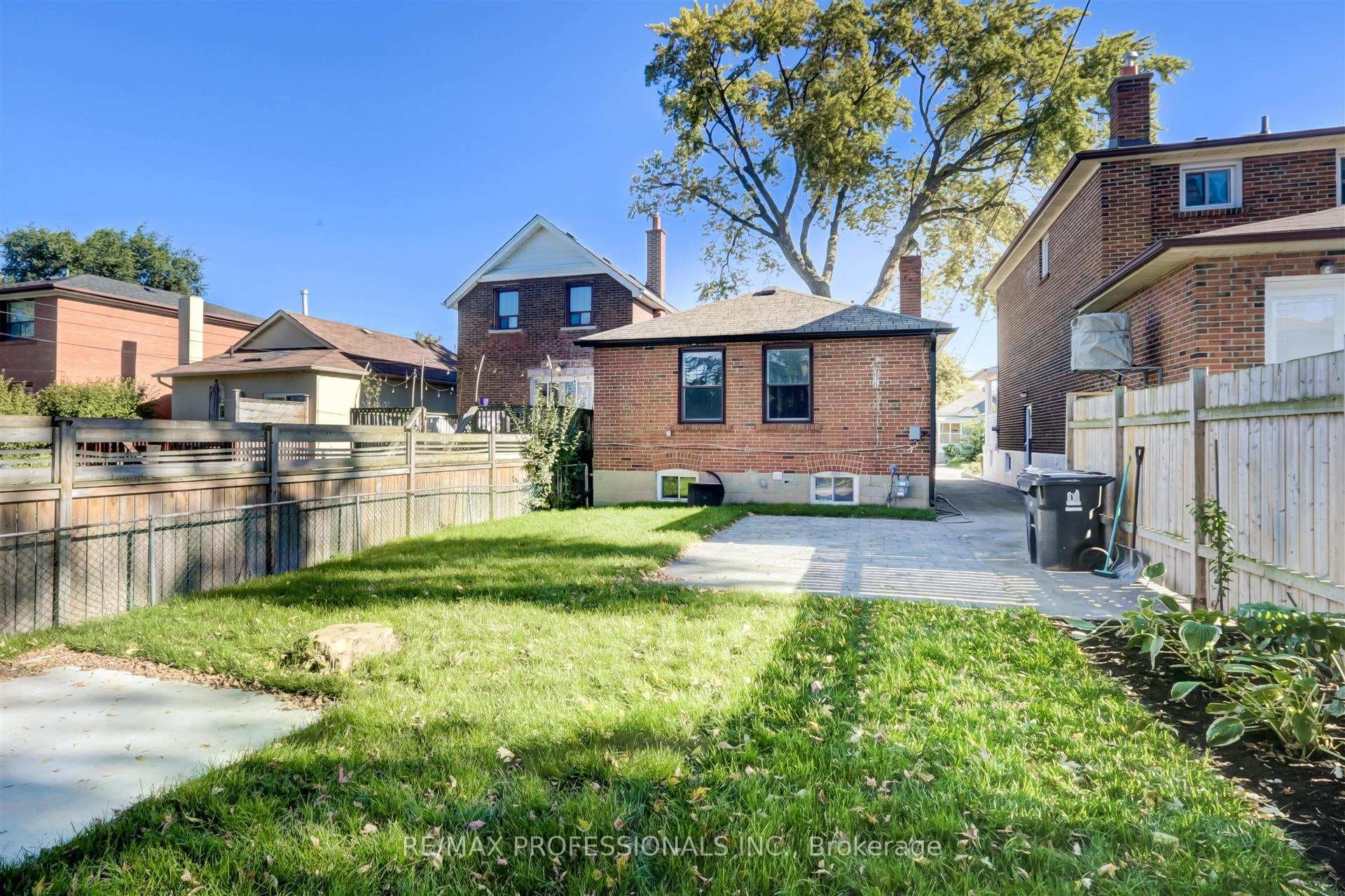 24 Chryessa Avenue Unit BSMT photo 9