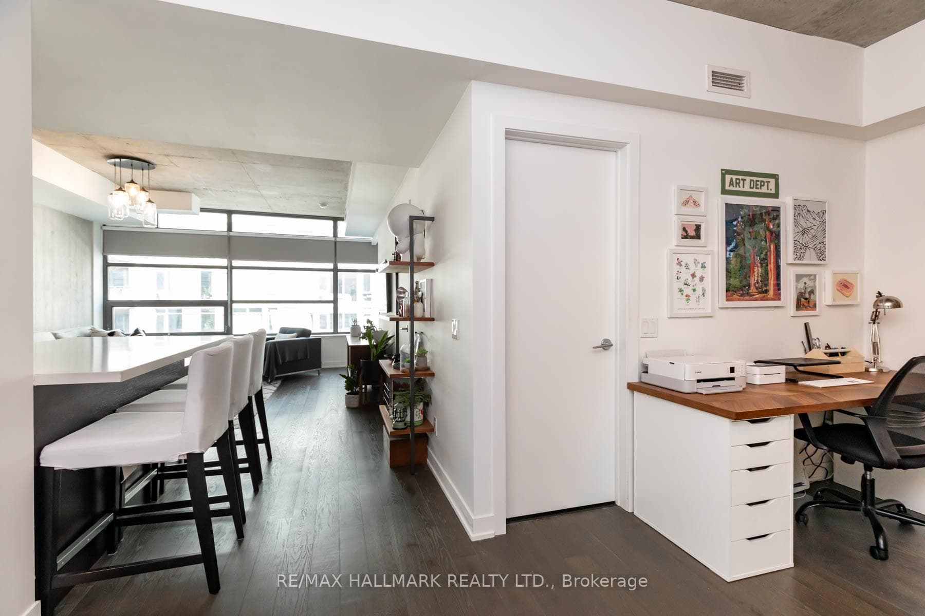 1201 Dundas Street Unit 407 photo 13