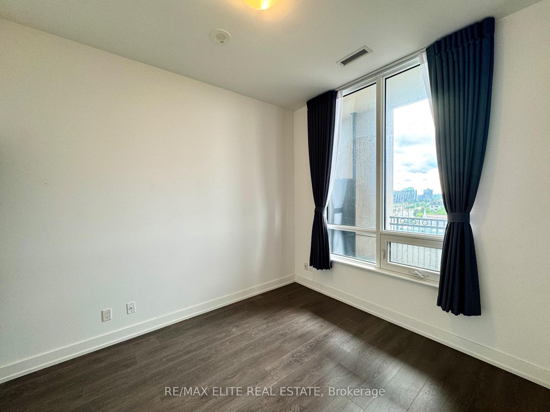 268 Buchanan Drive Unit 915W photo 10