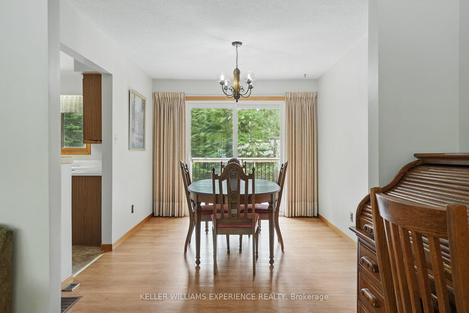 6 Fernanne Drive photo 8
