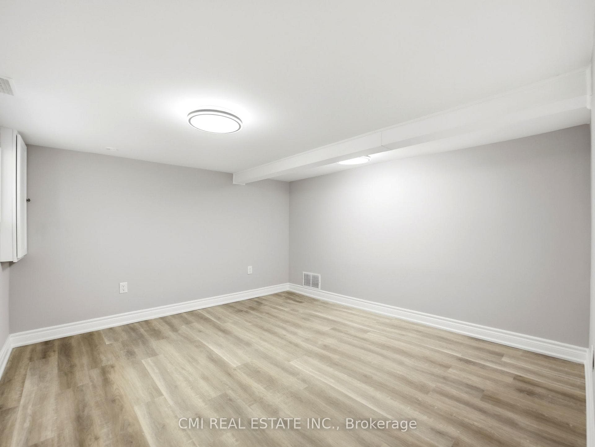 86 Adair Avenue photo 20