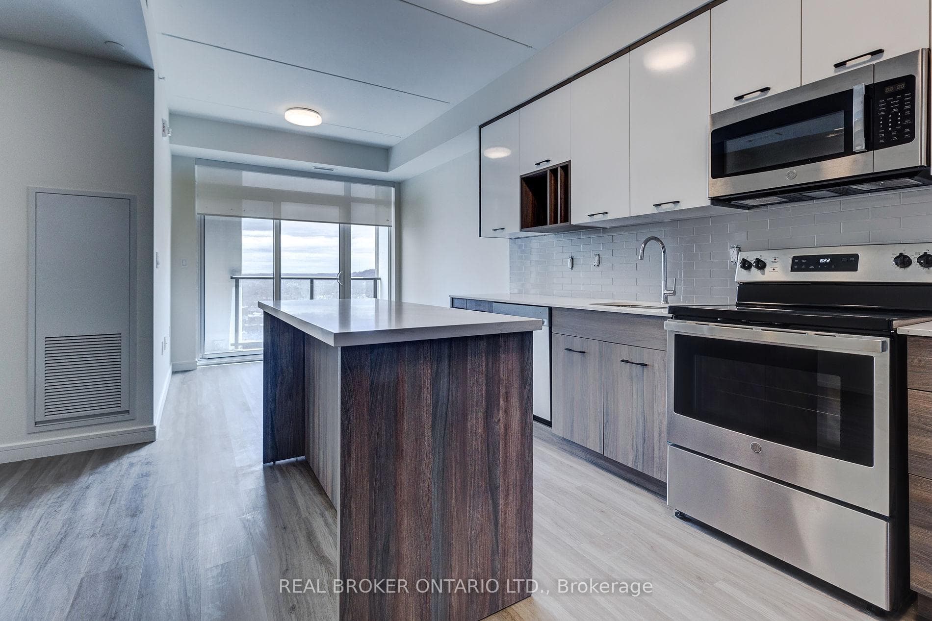 49 Walnut Street Unit 2501 photo 2
