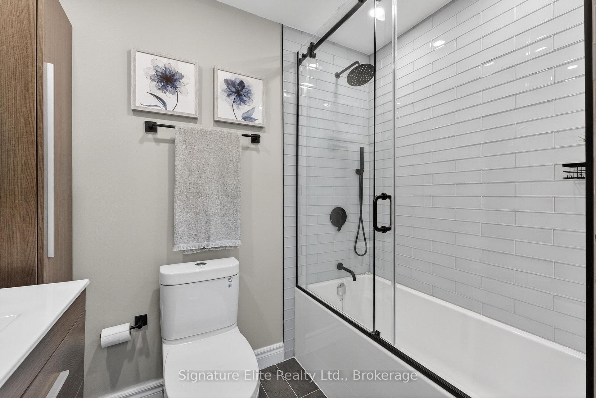 3000 Bathurst Street Unit 104 photo 20