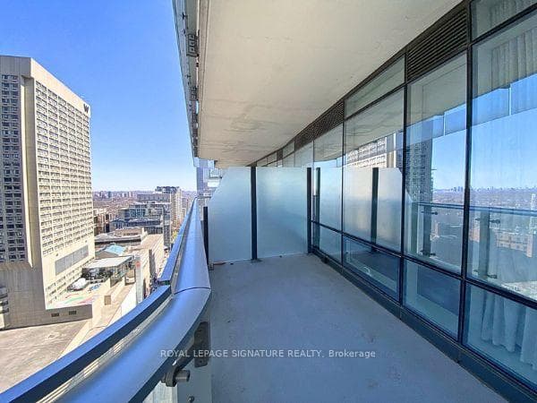 1 Bloor Street Unit 2210 photo 37