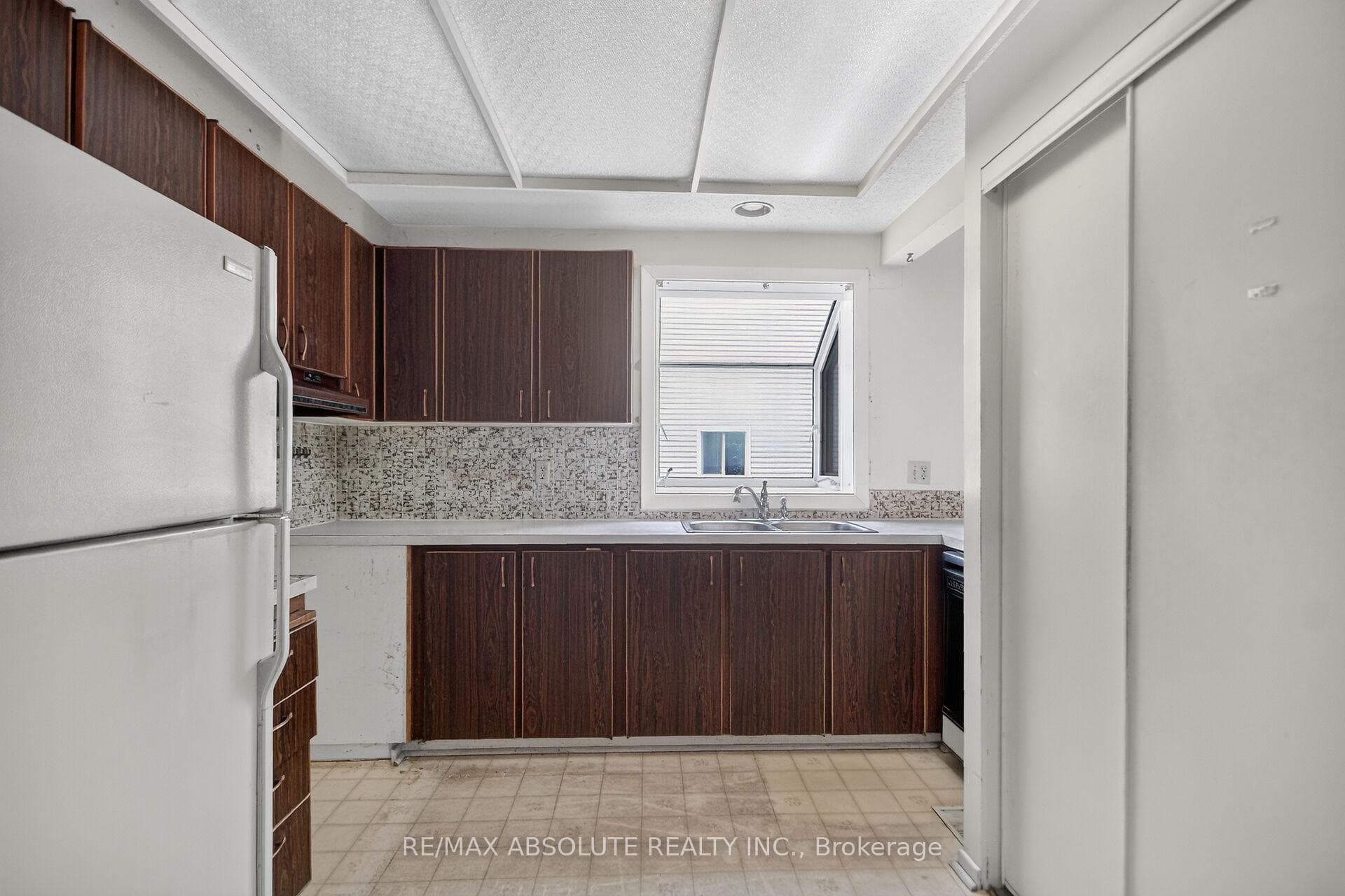 32 Sage Crescent photo 13