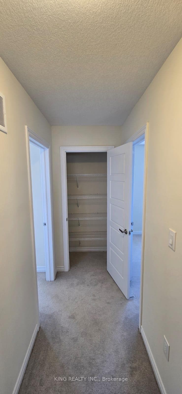 399 Dolman Street photo 8