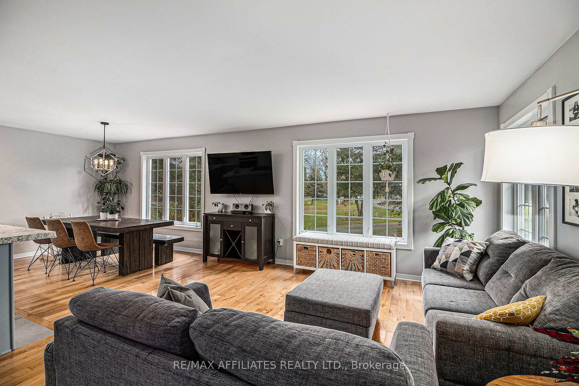 951 DU CASTOR Road photo 6