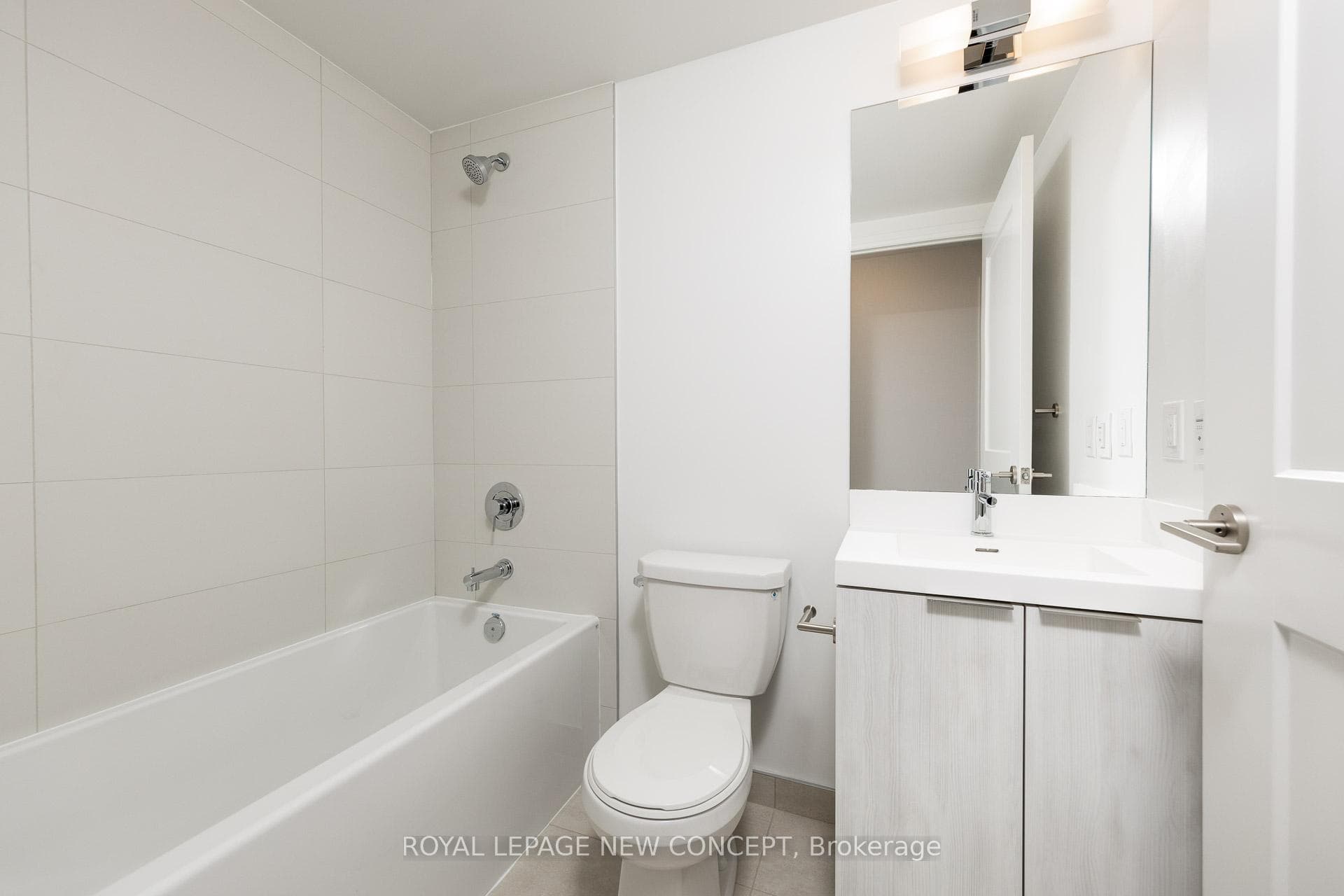 8 Widmer Street Unit 1112 photo 19