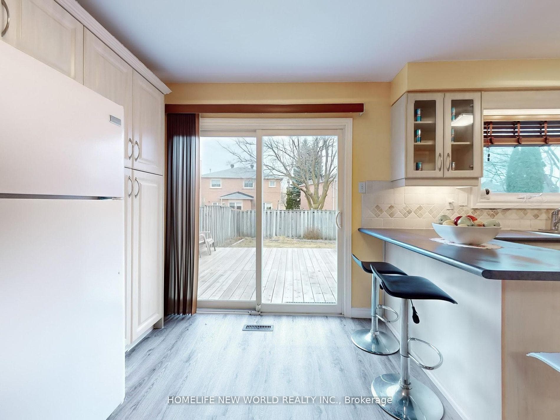 139 Galbraith Crescent photo 18