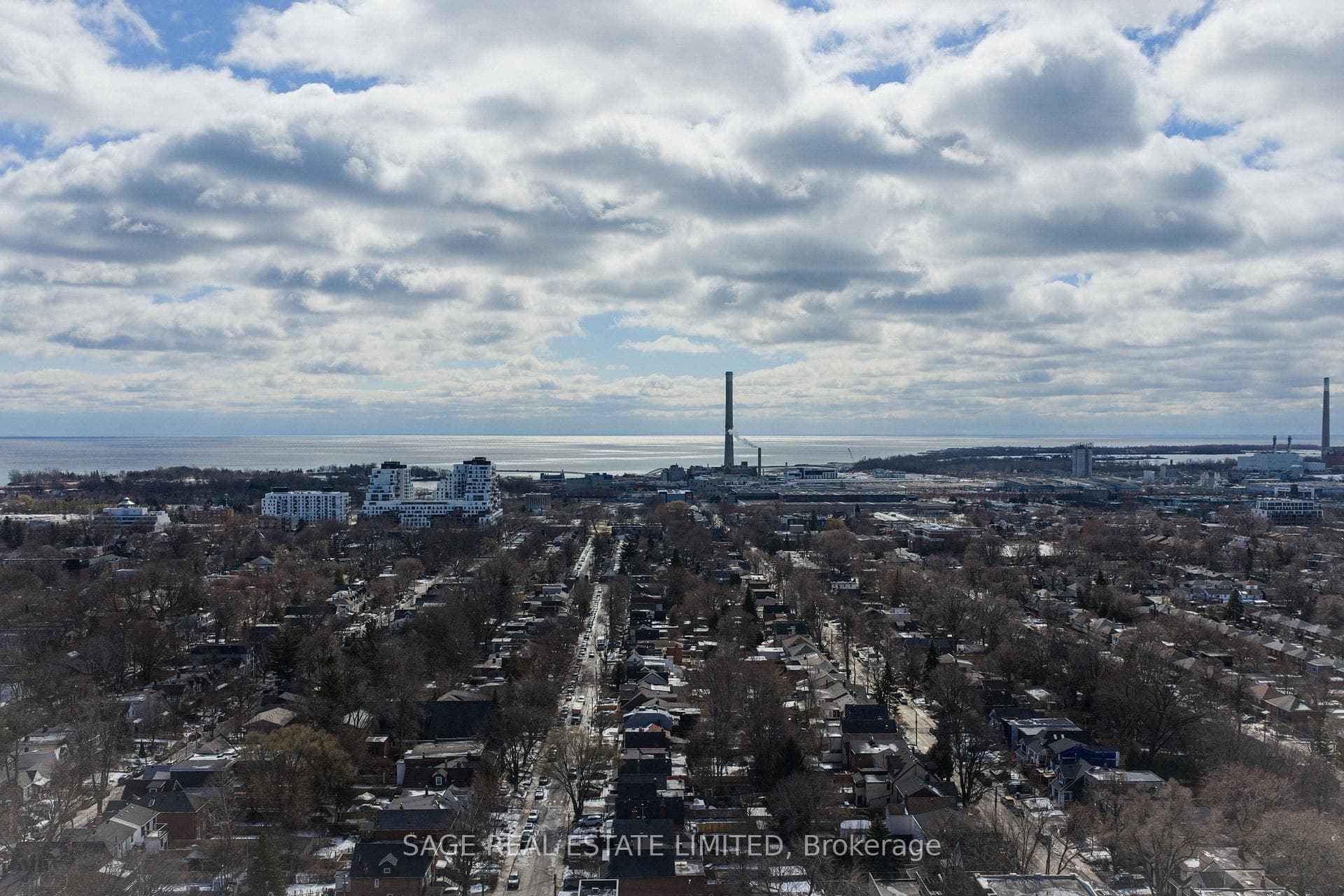 292A Woodfield Road photo 48
