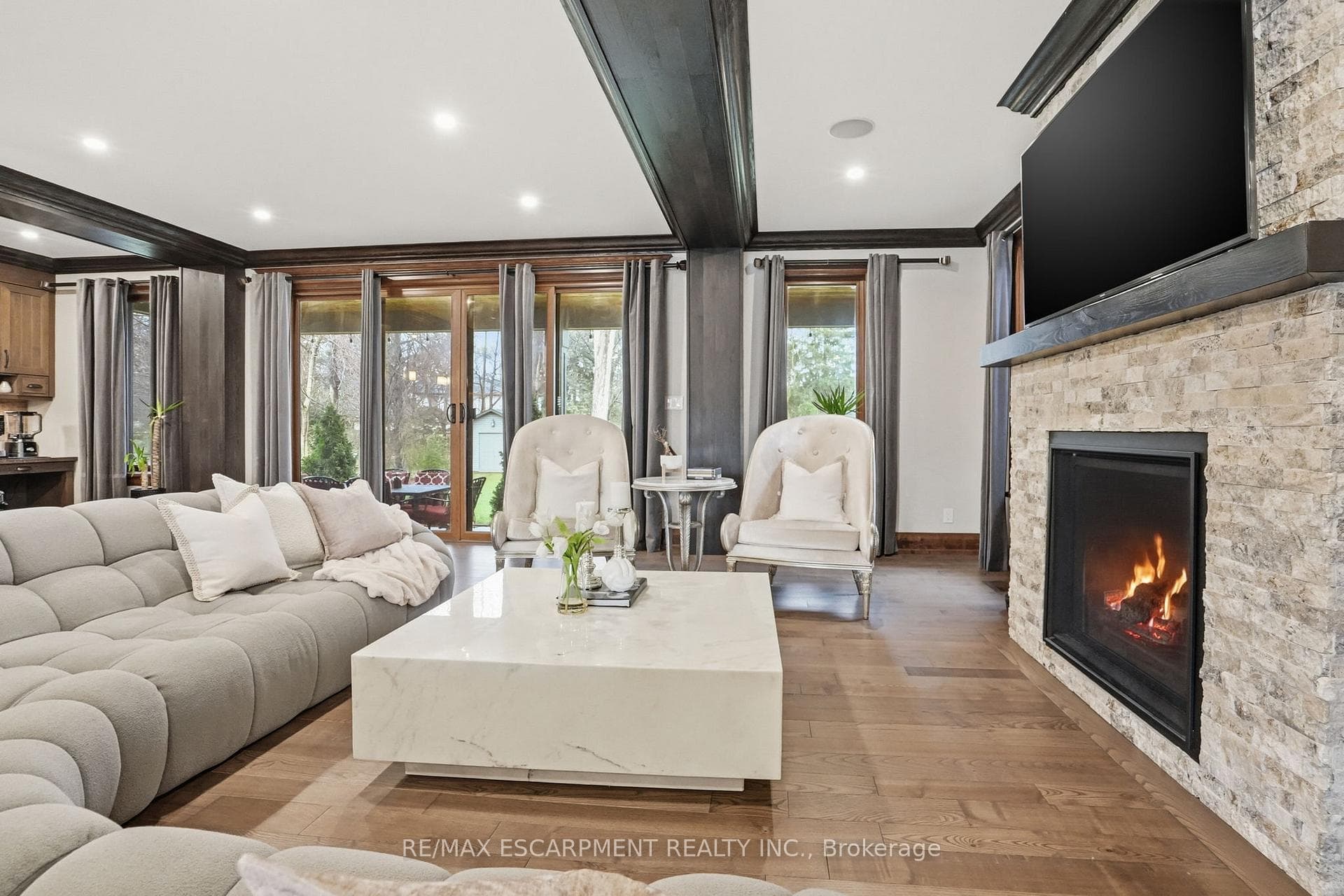 630 Kedleston Way photo 9