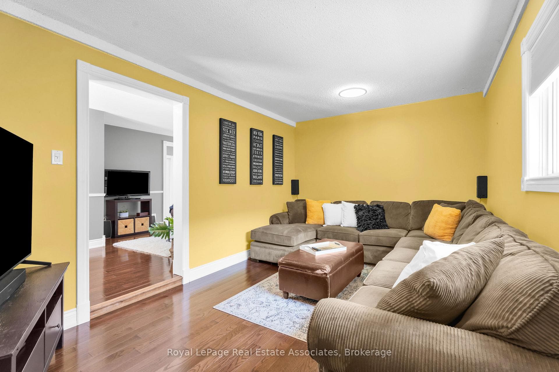 233 Elmore Drive photo 10