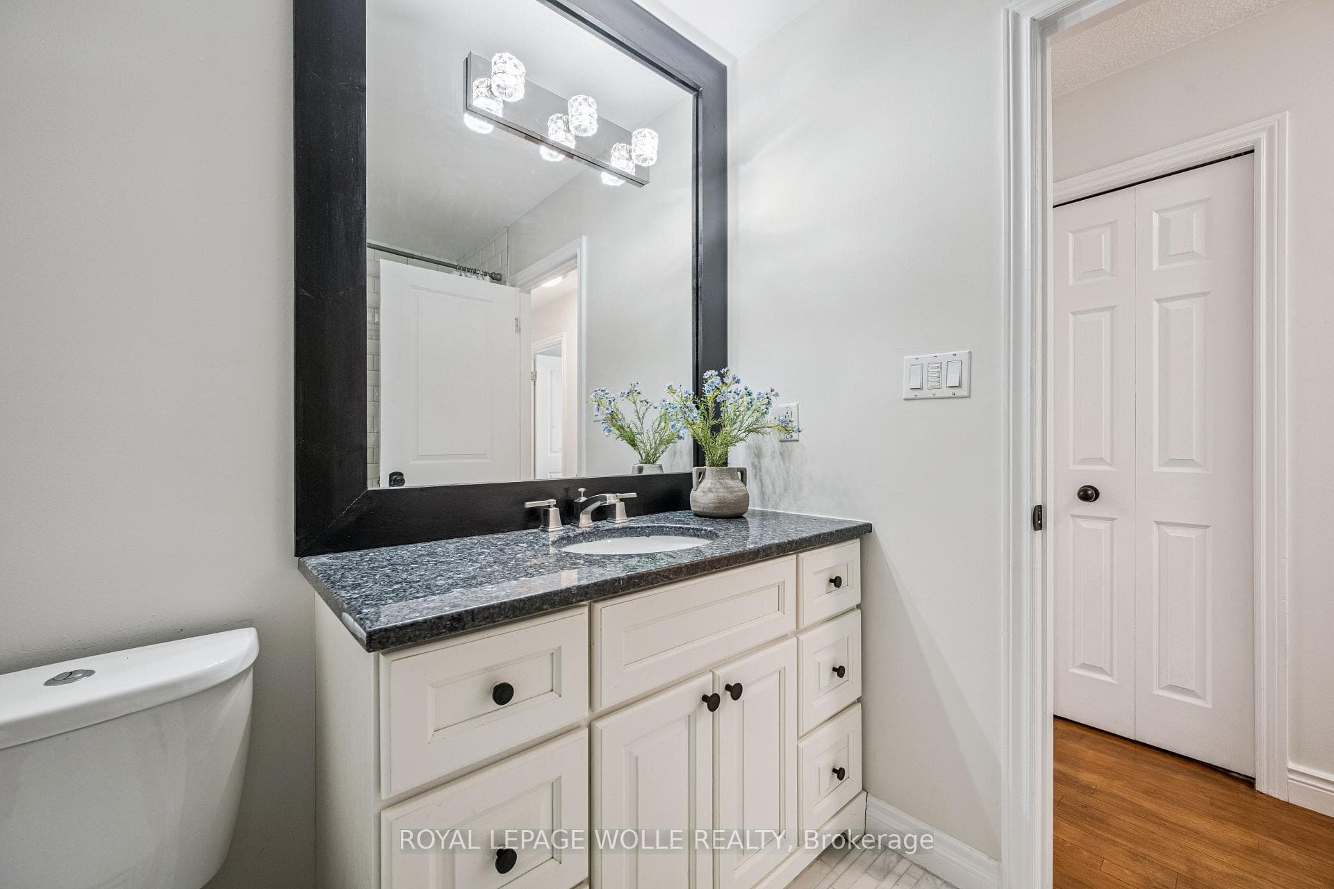 58 Bock Street photo 25