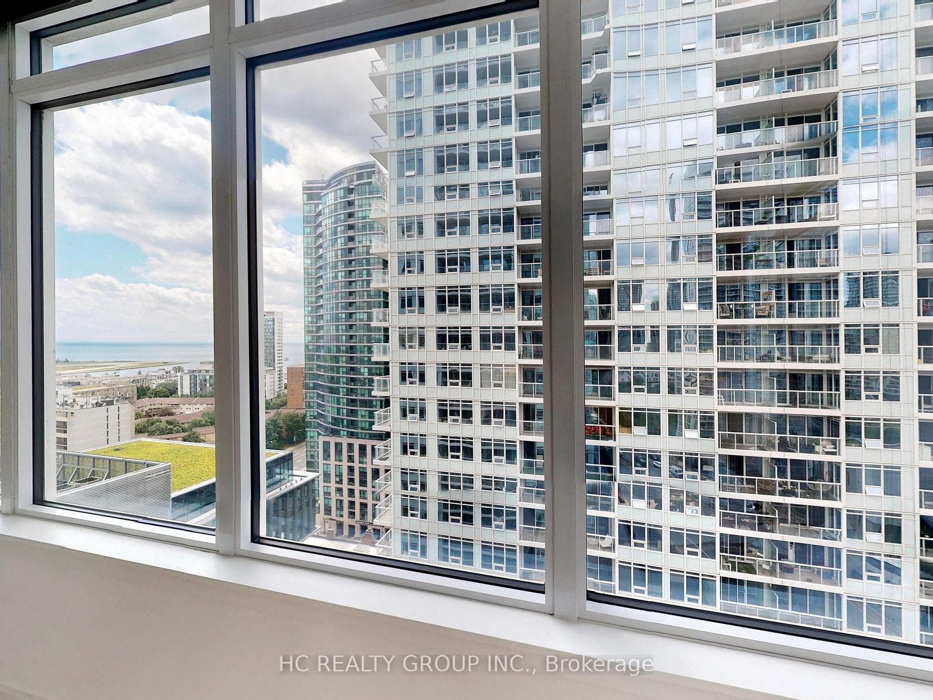 17 Bathurst Street Unit 2006 photo 16