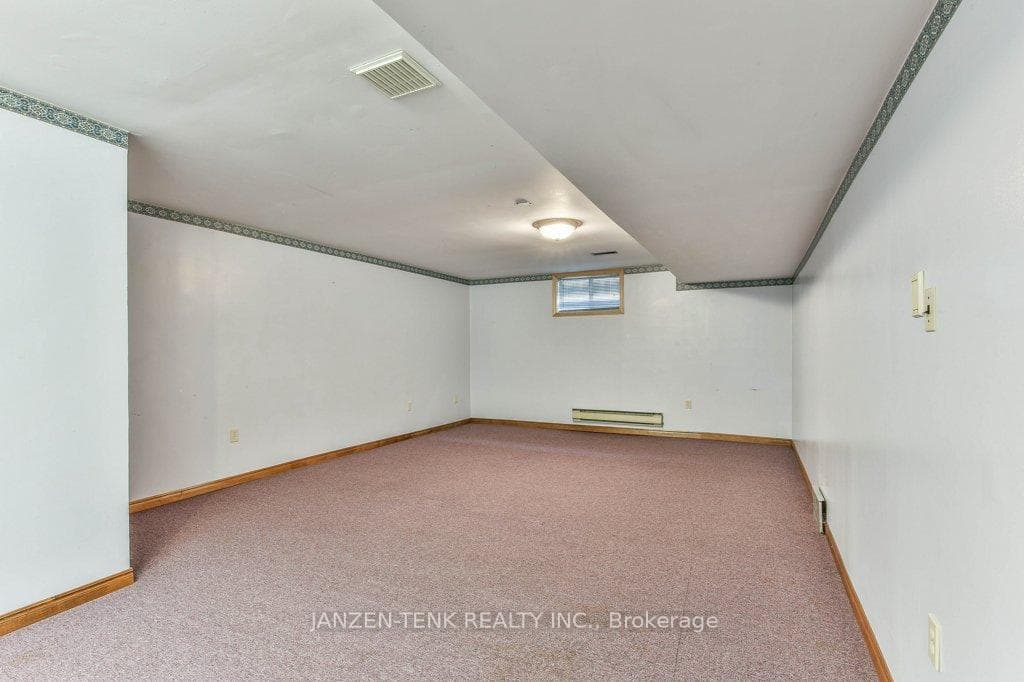 9293 Richmond Road photo 26