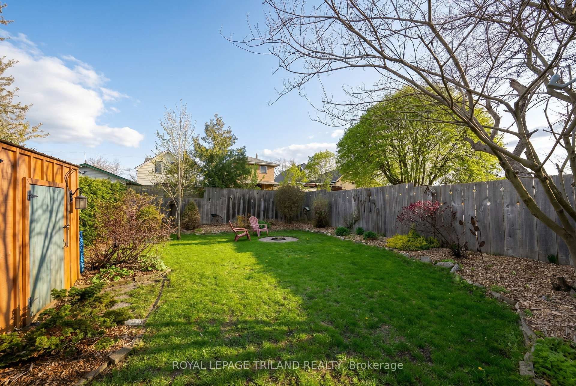 145 Price Street photo 35
