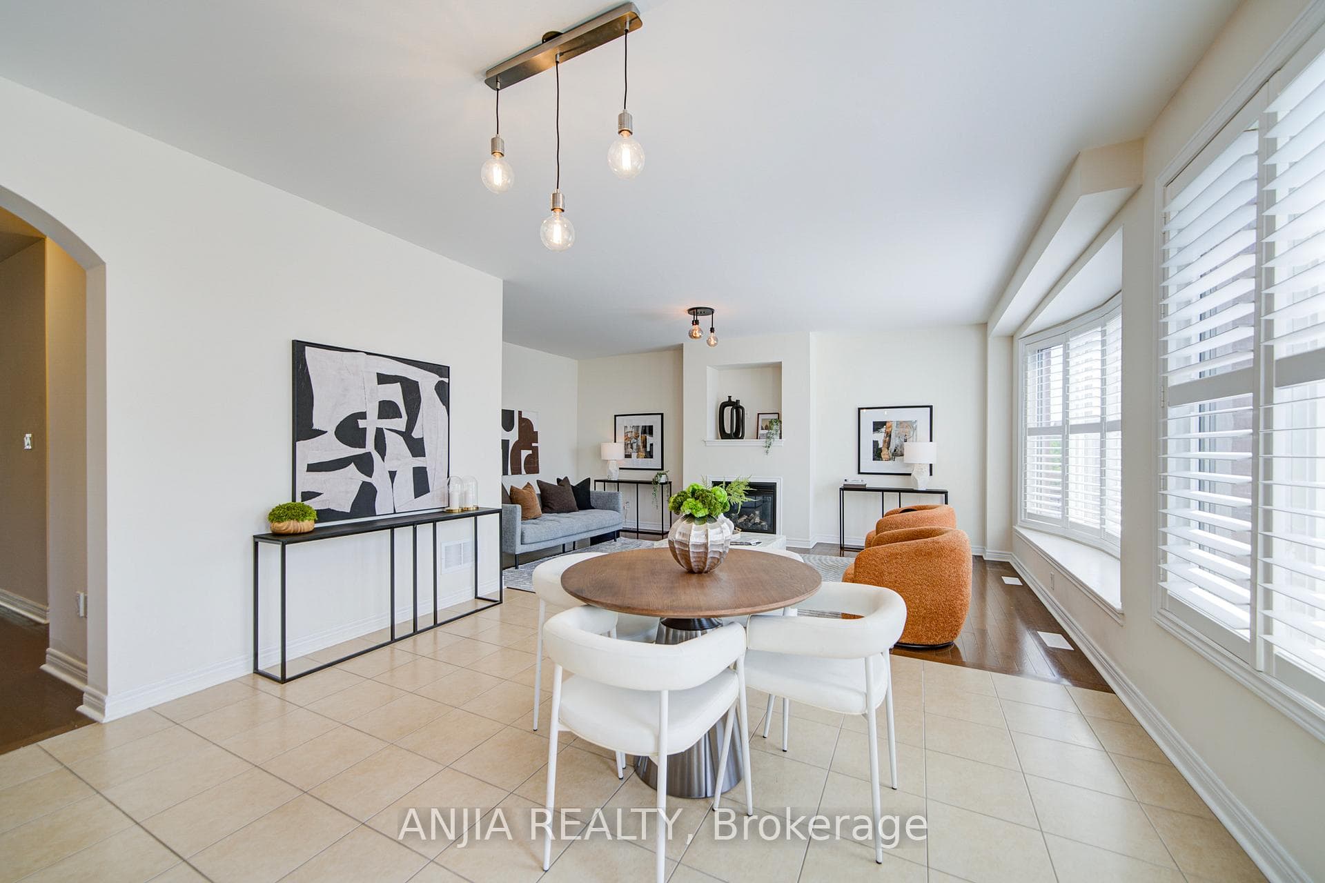 123 Greenforest Grove photo 15