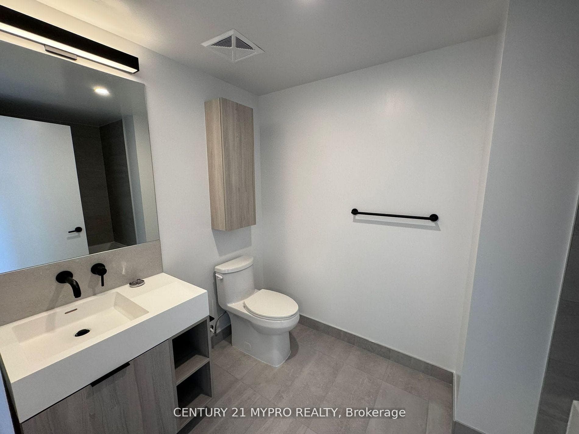 108 Peter Street Unit 1120 photo 6
