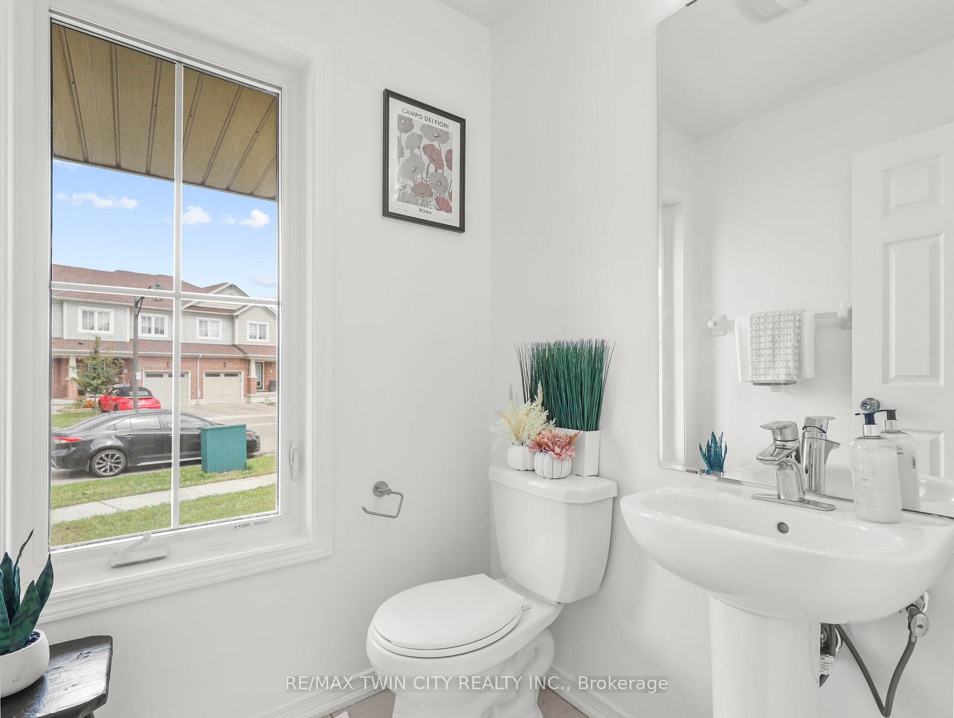 11 Butcher Crescent photo 29