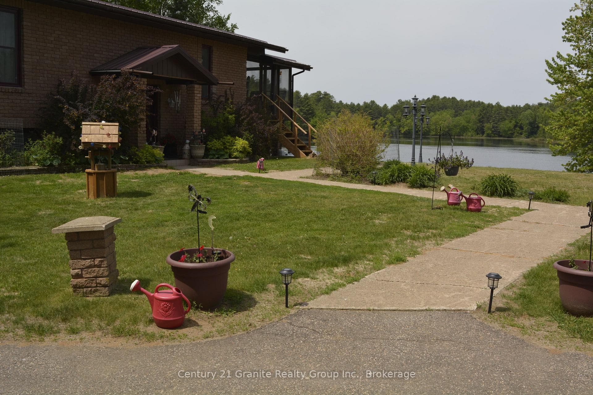 230 RIVER BEND Drive photo 44