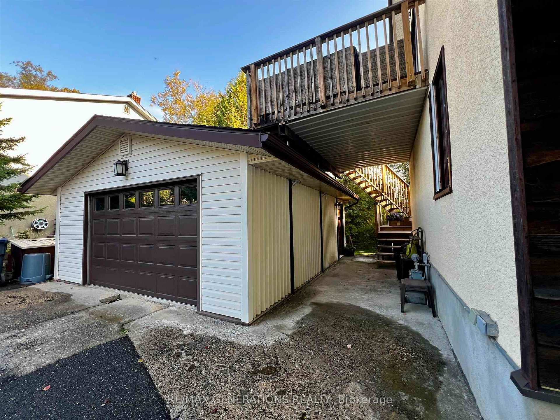 328 Dawson Street photo 39