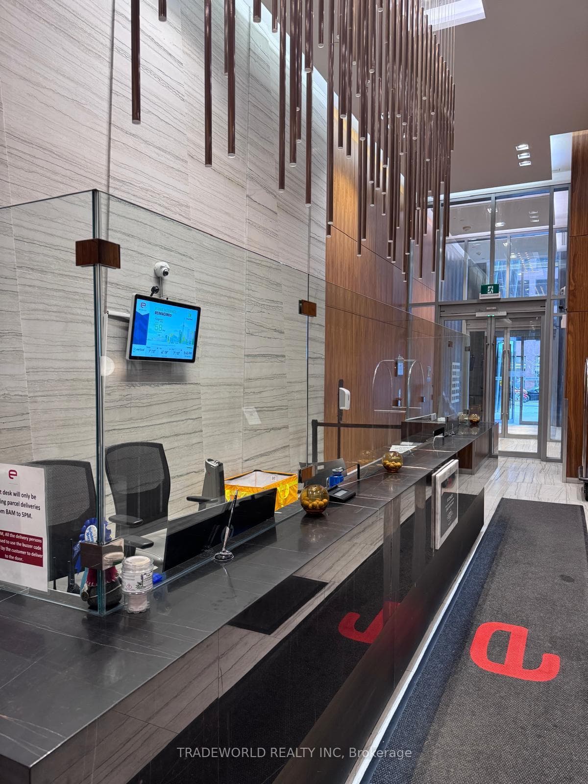 8 Eglinton Avenue Unit 4212 photo 16