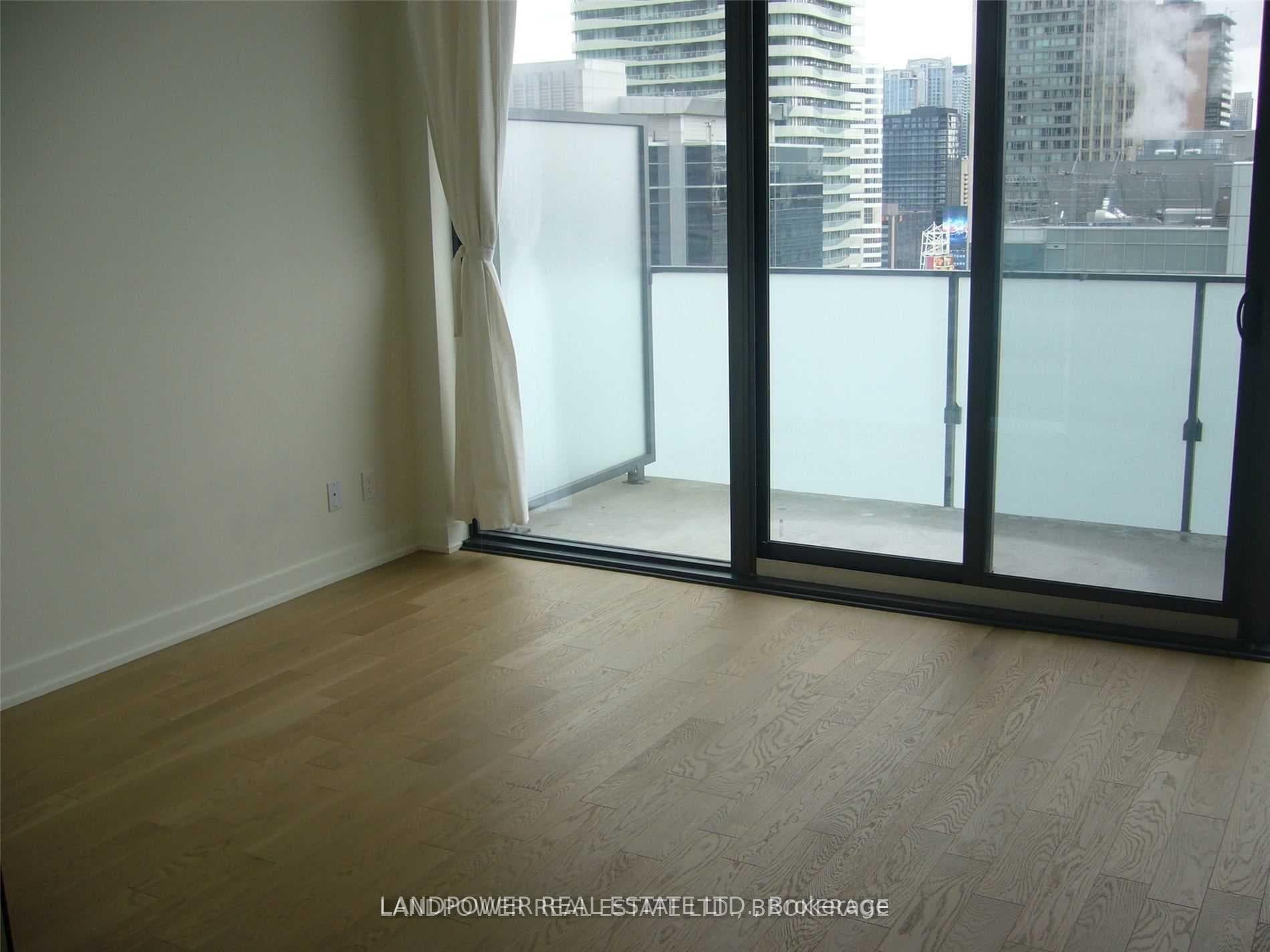 25 Richmond Street Unit 2514 photo 6