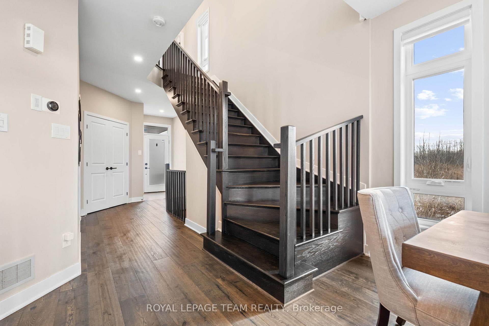 210 TAURUS Place photo 18