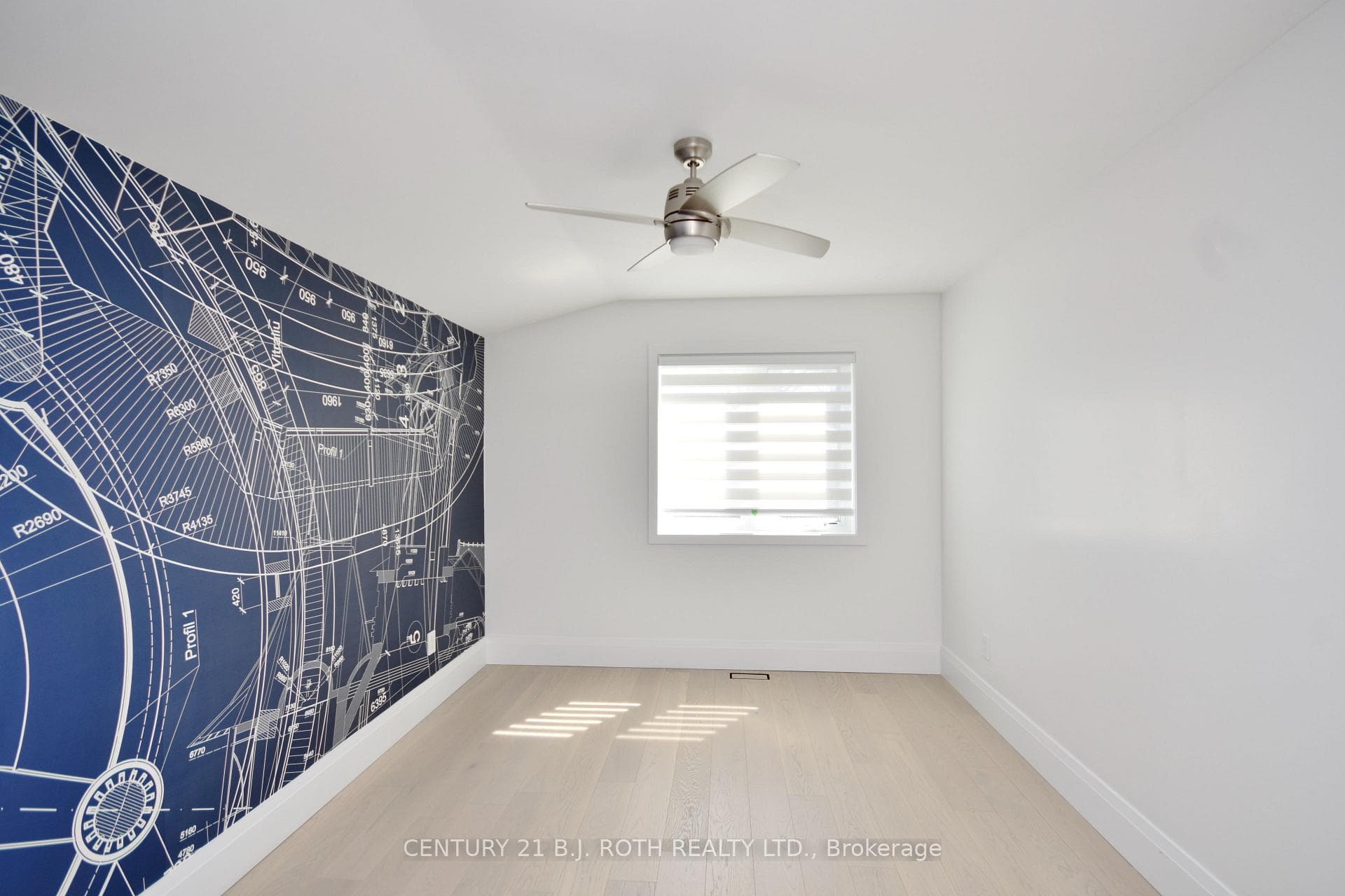 44 23rd Street photo 31