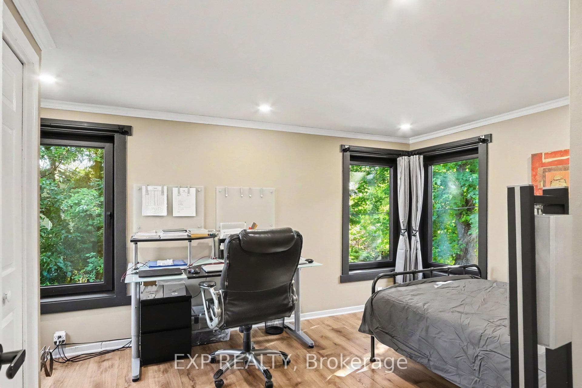 152 River Lane photo 13