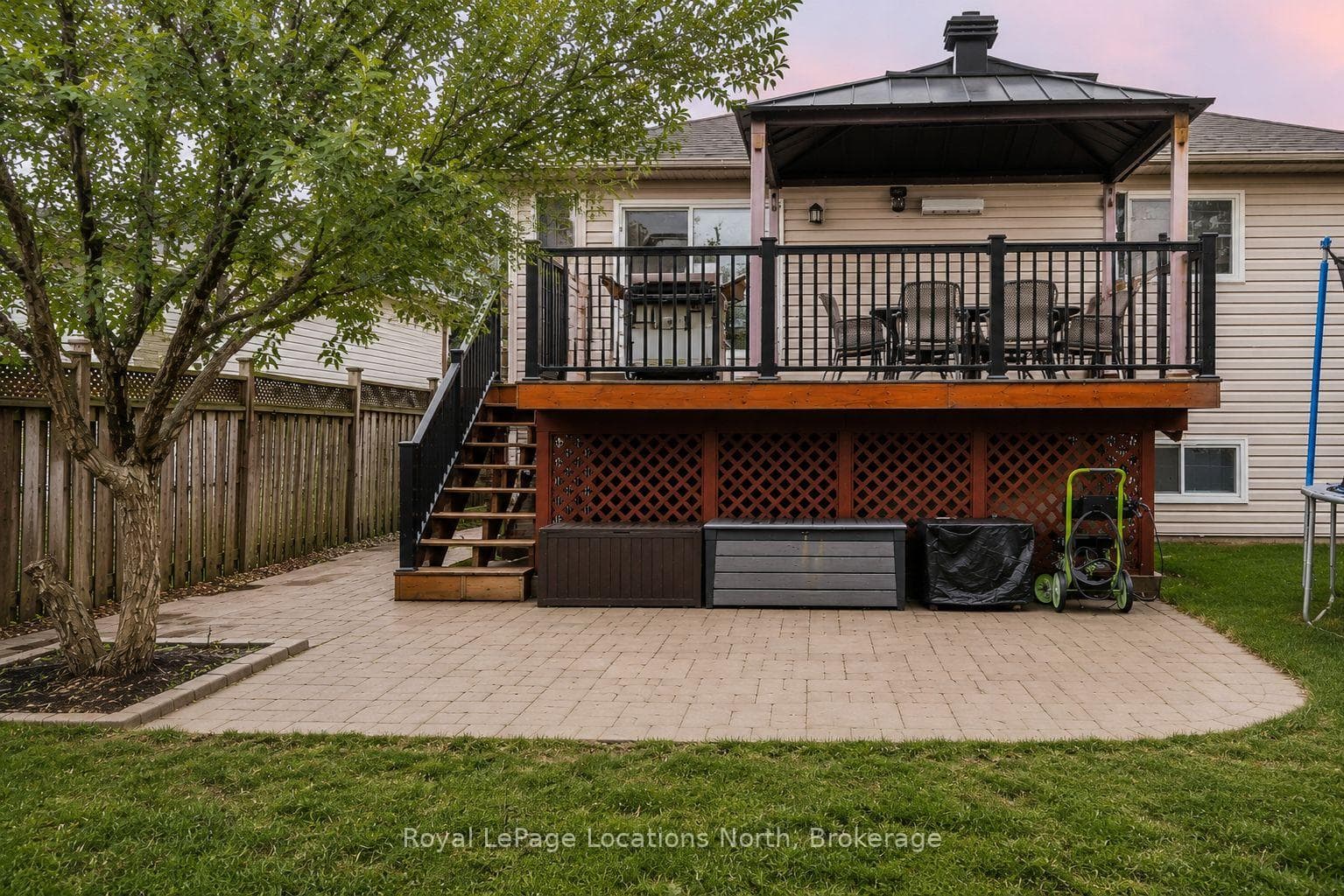 92 GLEN ETON Road photo 2