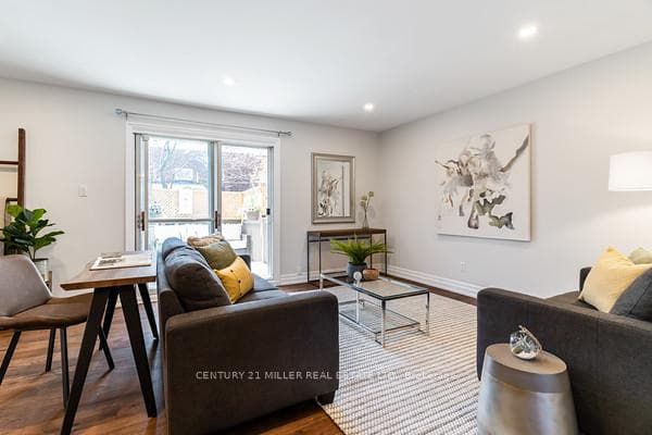 2056 Marine Drive Unit 7 photo 10