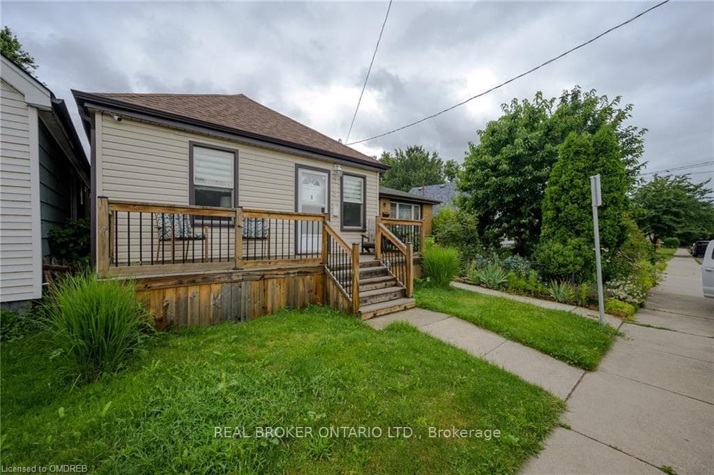 383 Cope Street photo 3
