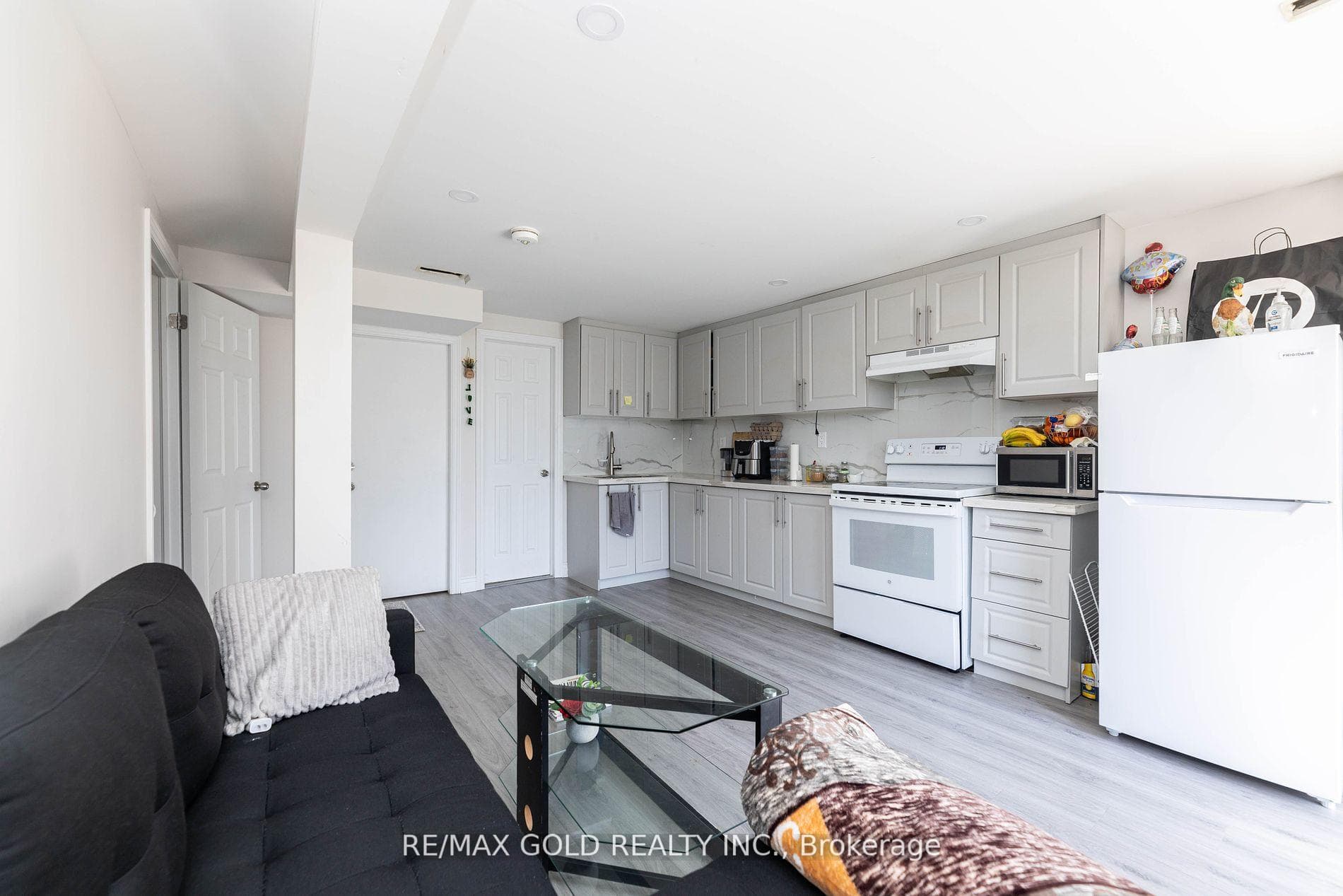 5 Dalton Place photo 24