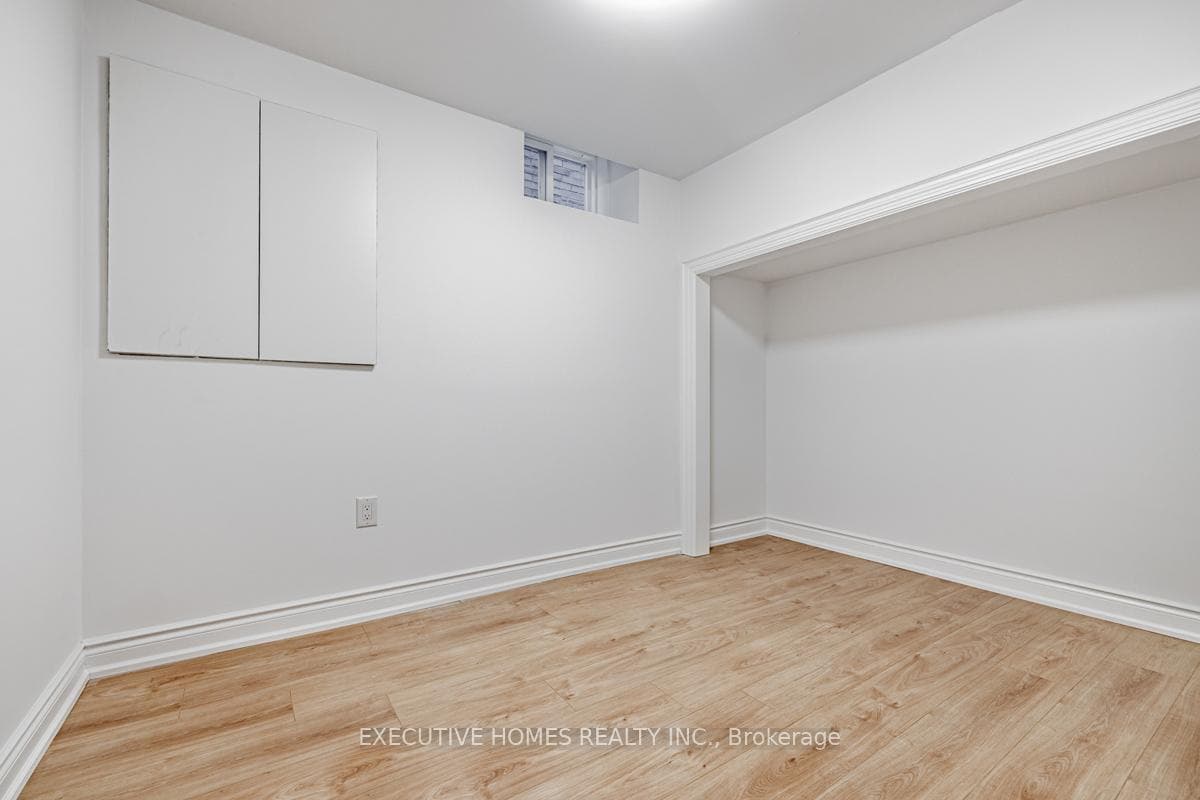 374 Gilpin Drive photo 21