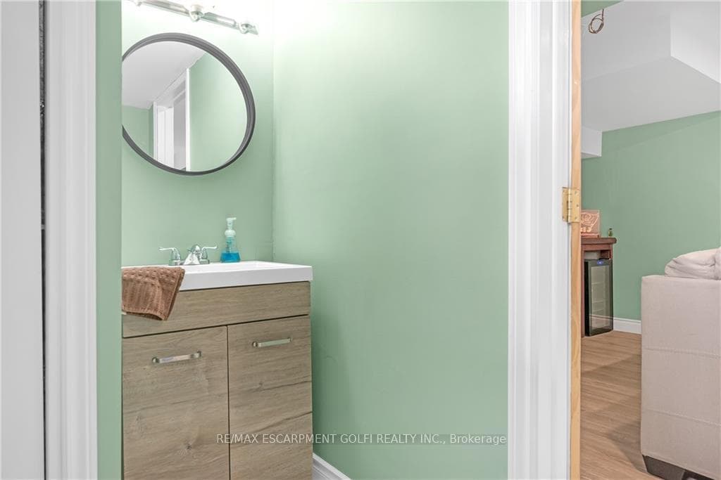 26 Golden Orchard Drive photo 22