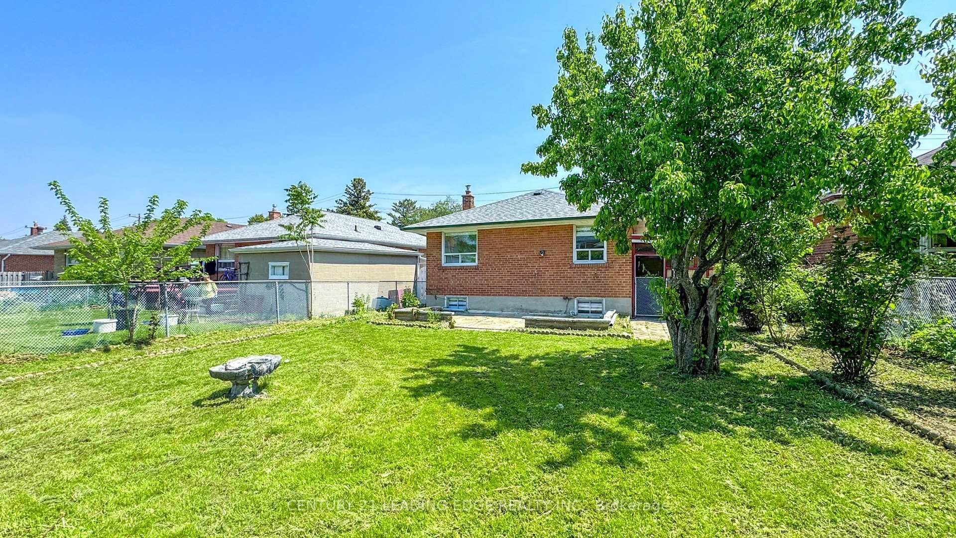 70 Wexford Boulevard photo 50